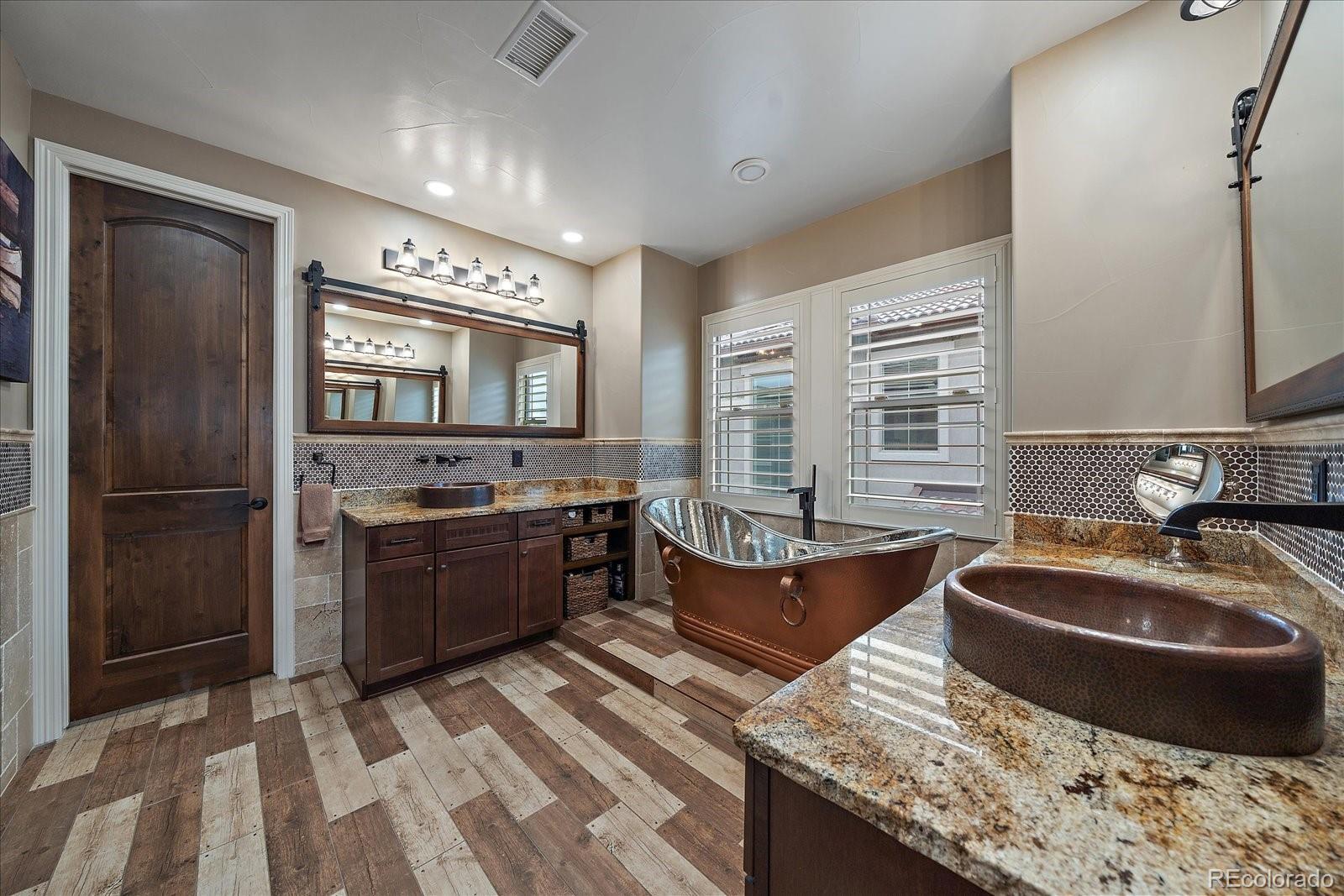 MLS Image #20 for 975  winding pine lane,highlands ranch, Colorado