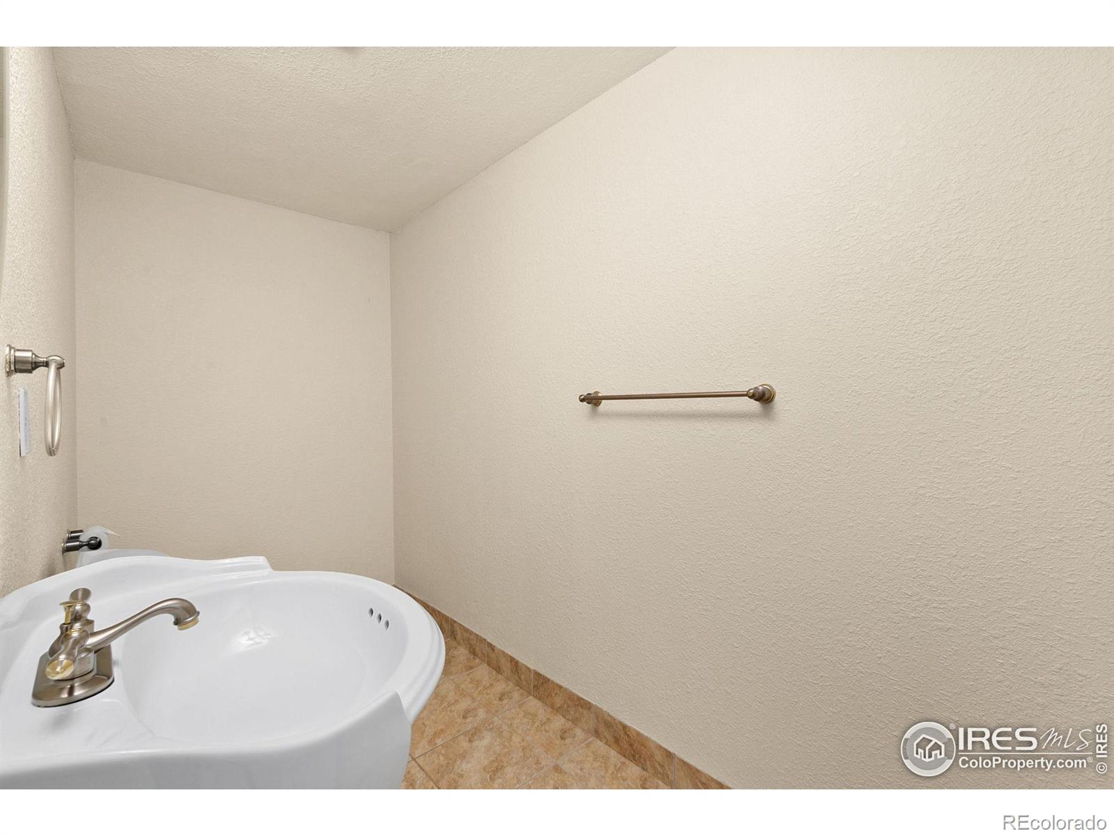 MLS Image #29 for 4074  buffalo mountain drive,loveland, Colorado