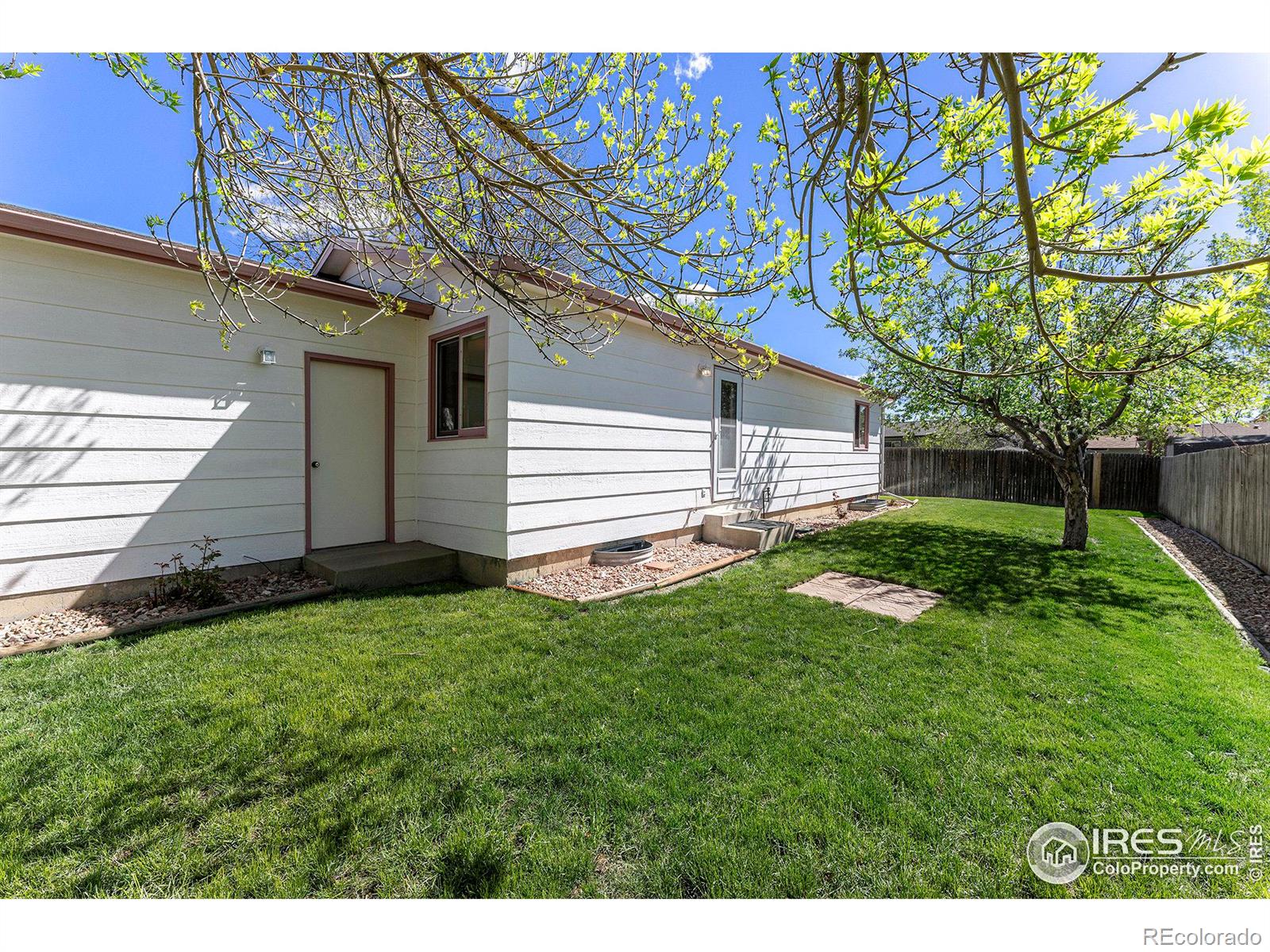 MLS Image #13 for 520  driftwood place,berthoud, Colorado