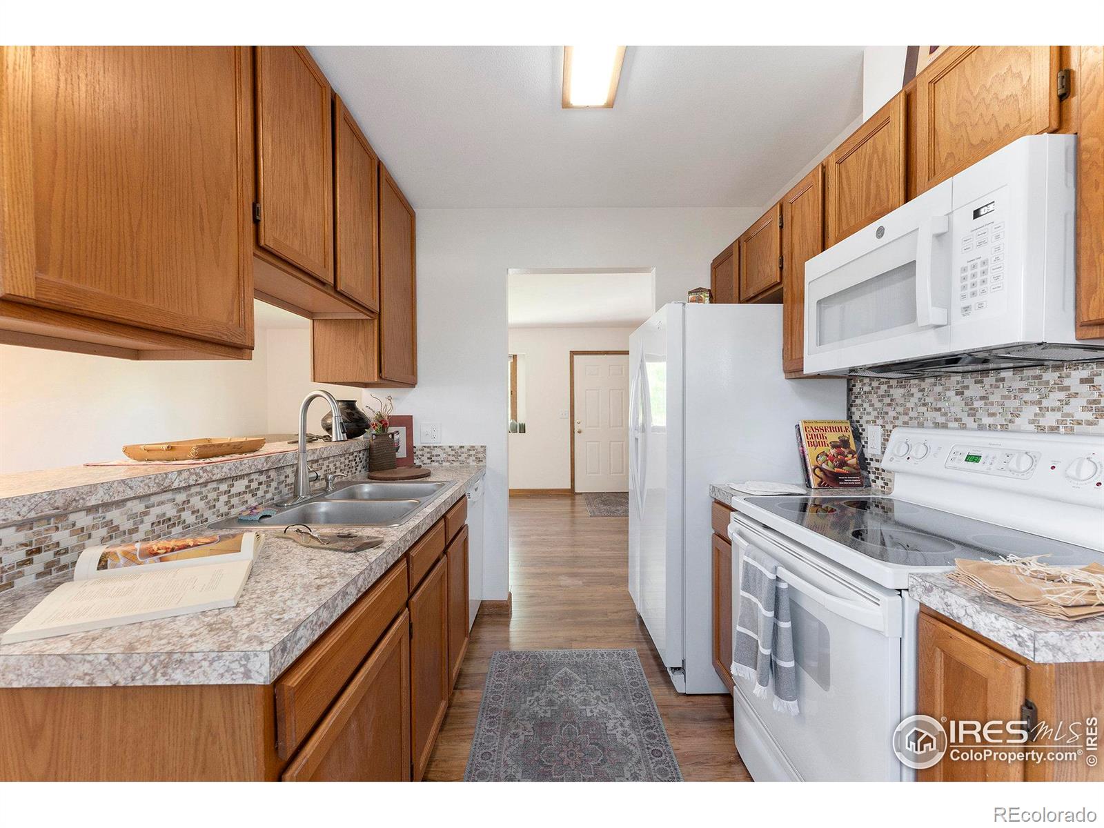 MLS Image #5 for 520  driftwood place,berthoud, Colorado