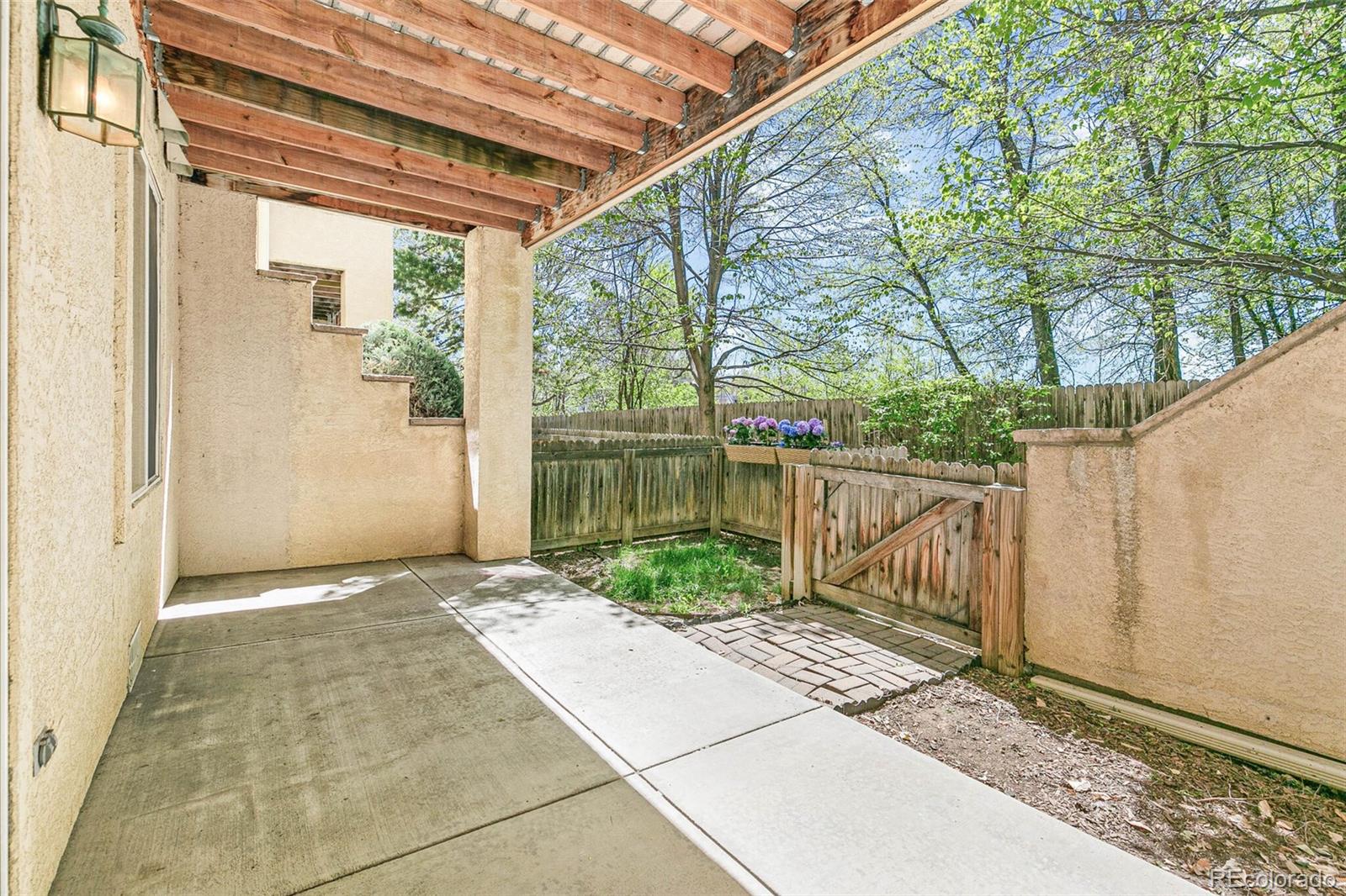 MLS Image #29 for 6156 e yale avenue,denver, Colorado