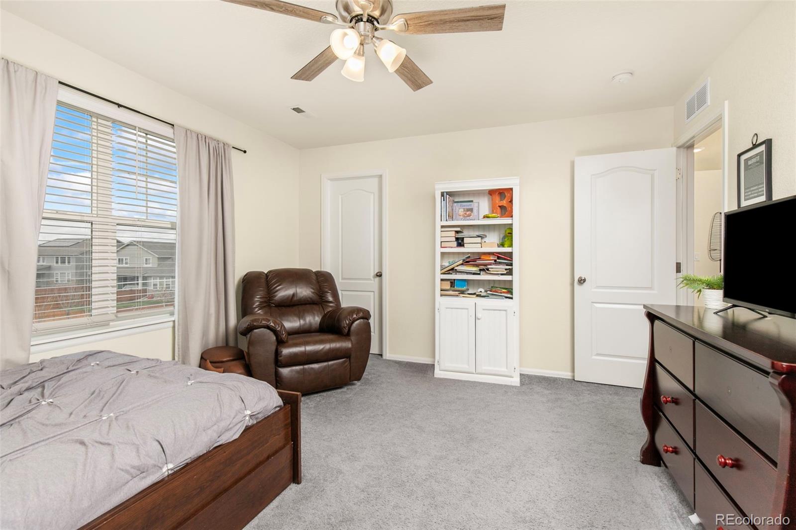 MLS Image #26 for 968 s grand baker street,aurora, Colorado