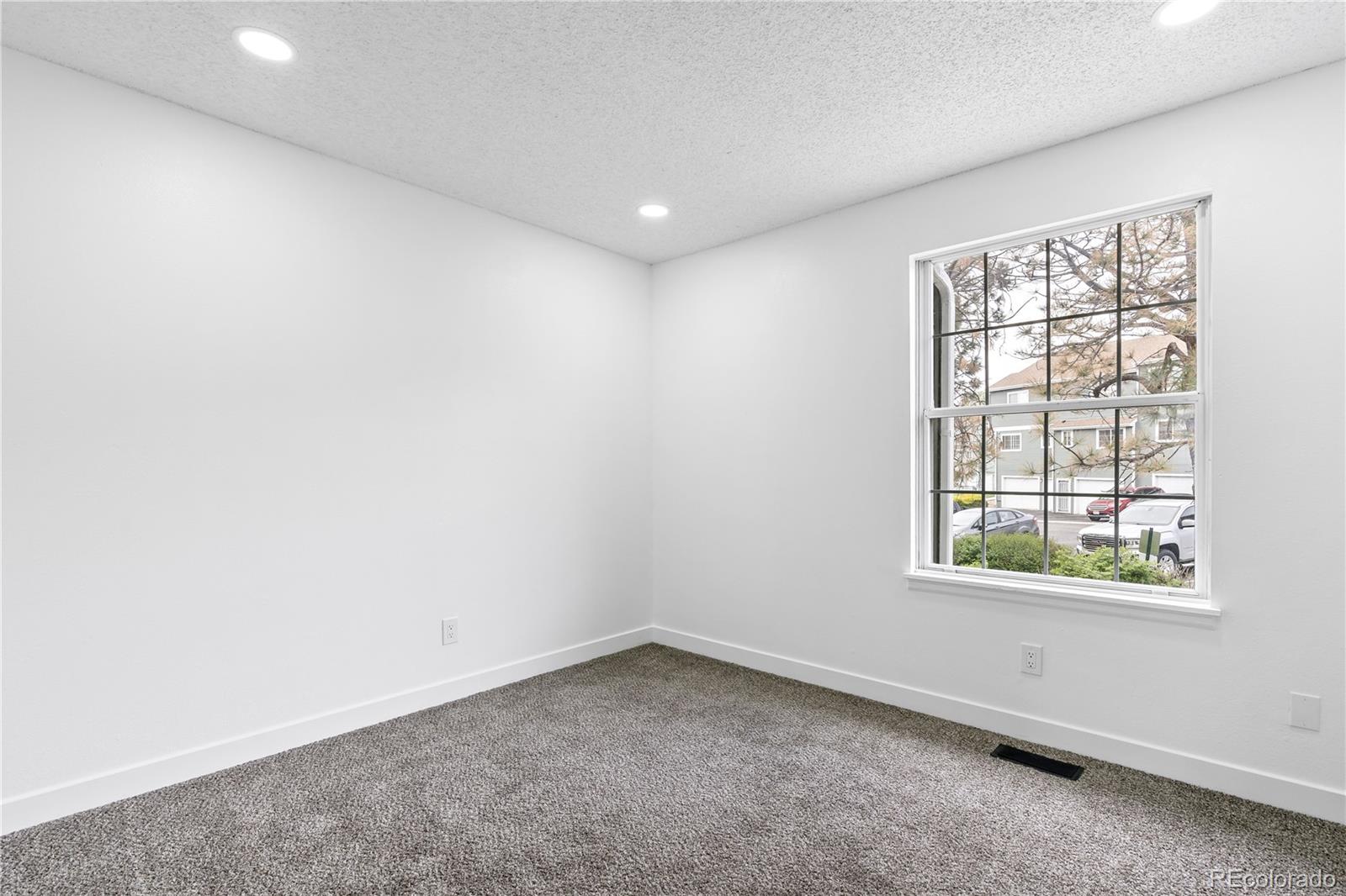 MLS Image #19 for 8199  welby road,denver, Colorado