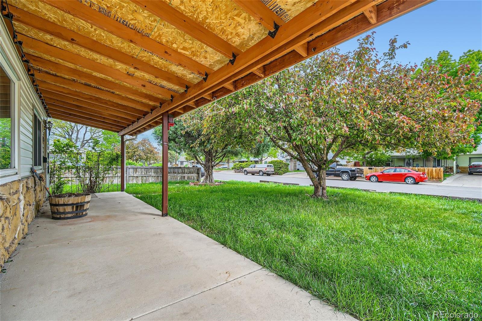 MLS Image #4 for 6015  grape drive,commerce city, Colorado