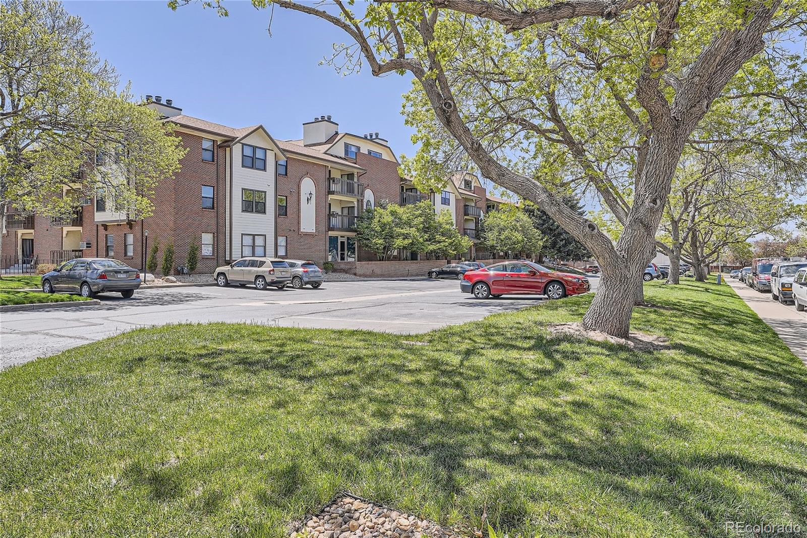 MLS Image #10 for 13950 e oxford place,aurora, Colorado