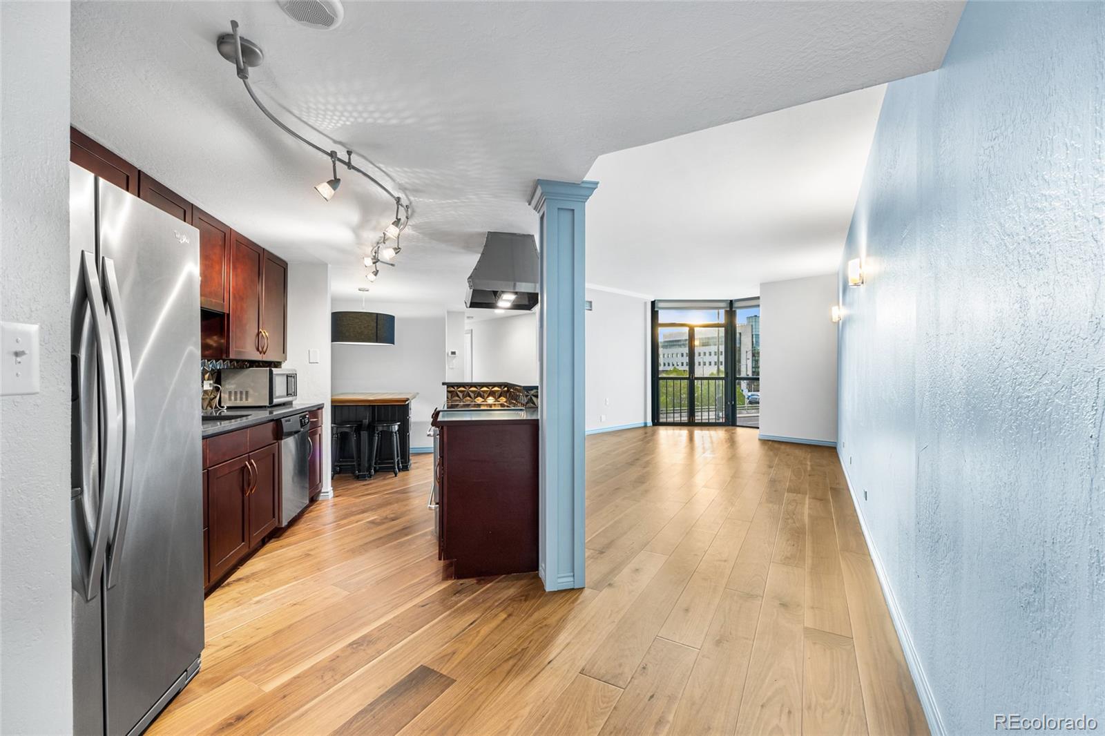 MLS Image #8 for 1350  lawrence street 2d,denver, Colorado