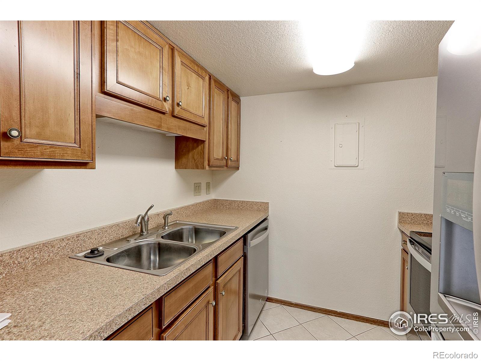 MLS Image #9 for 3675 s cherokee street 508,englewood, Colorado