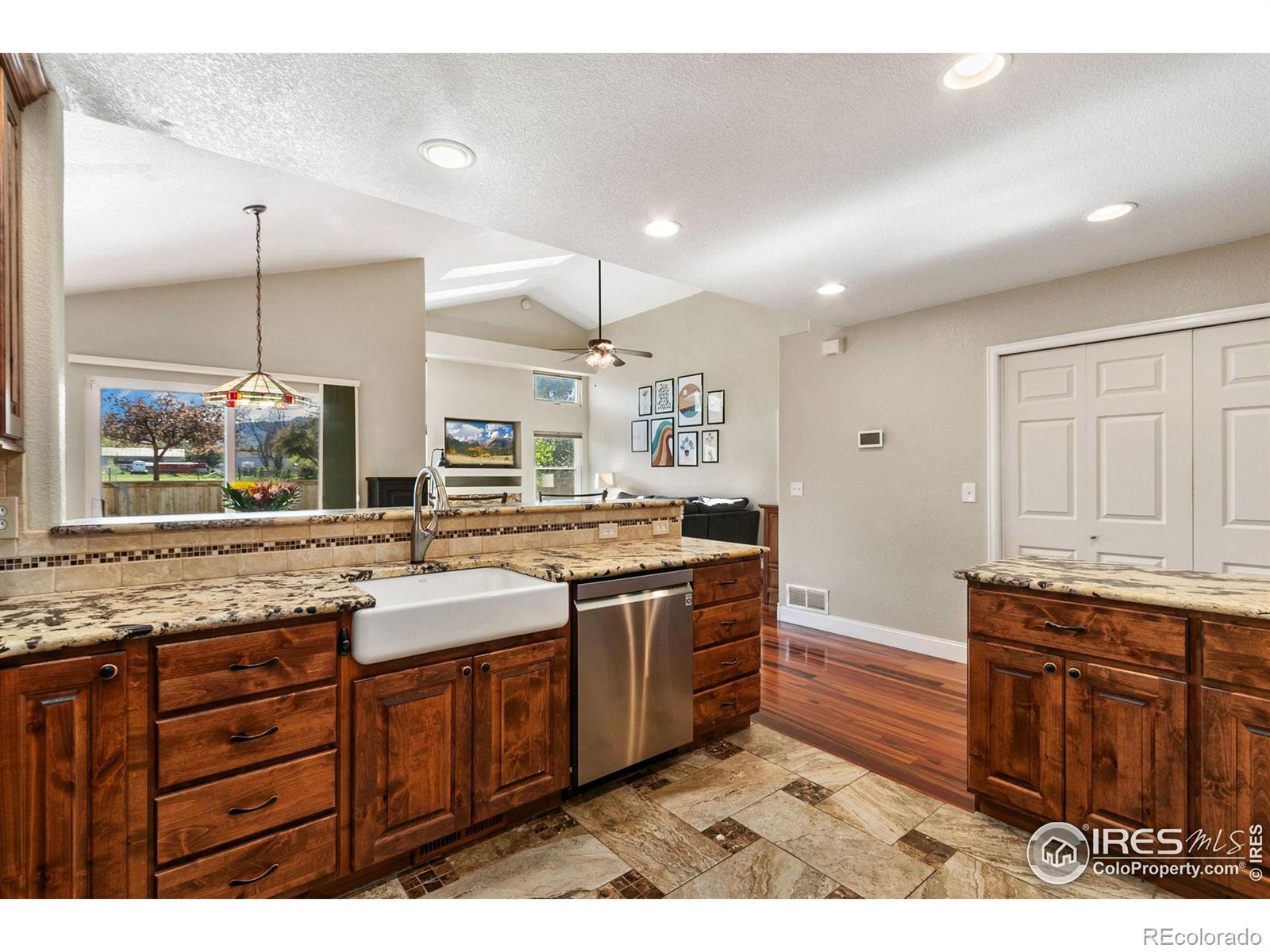 MLS Image #5 for 4203  lookout lane,fort collins, Colorado