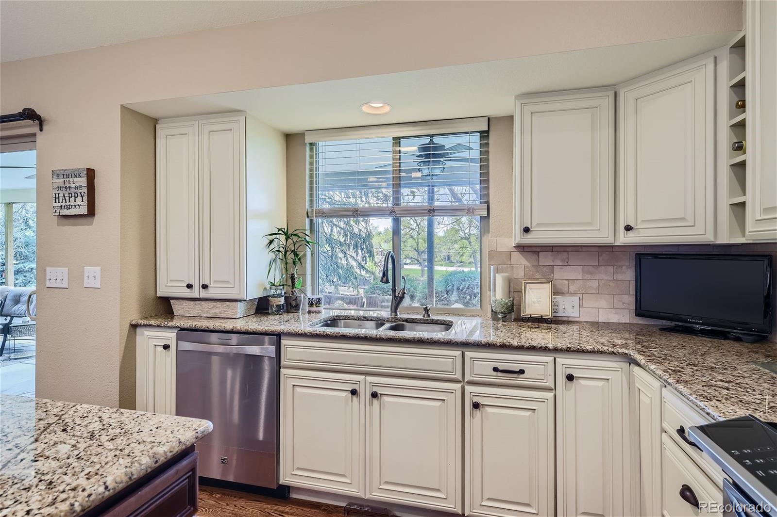 MLS Image #7 for 164 w acoma drive,littleton, Colorado