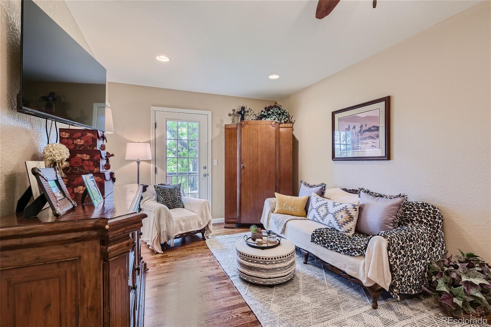 MLS Image #8 for 164 w acoma drive,littleton, Colorado