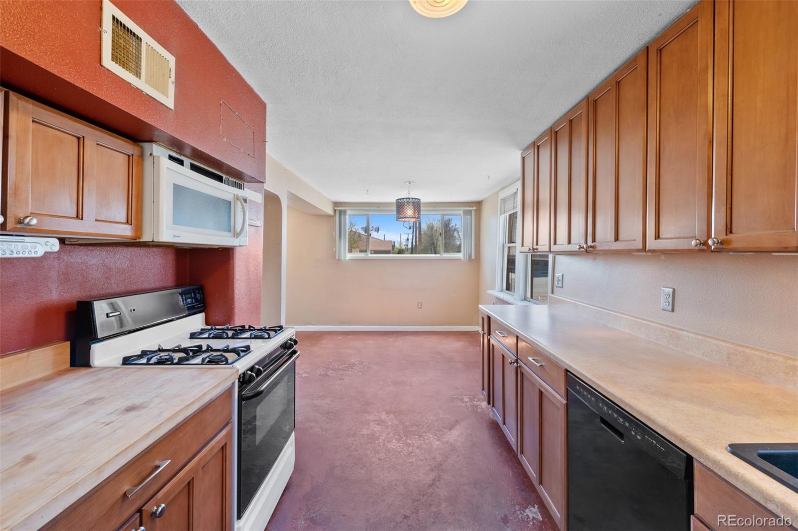 MLS Image #10 for 1601  robb street,lakewood, Colorado