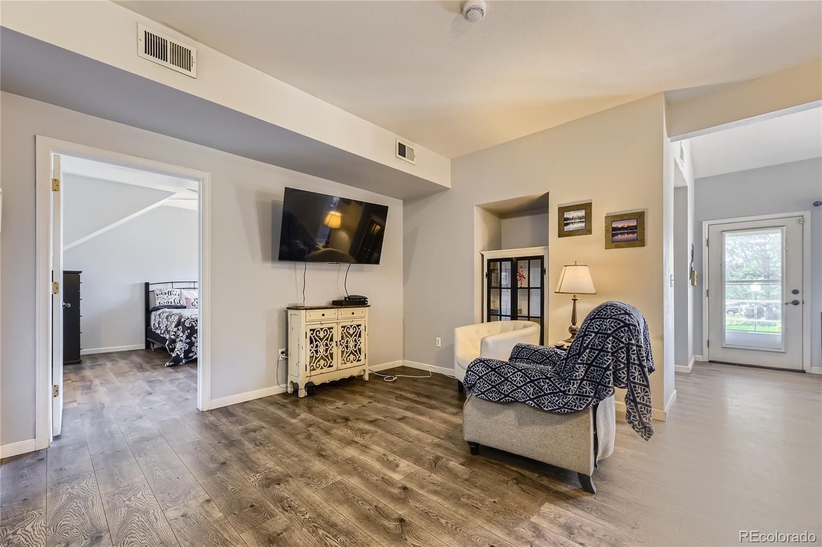 MLS Image #4 for 2521 s bahama circle,aurora, Colorado