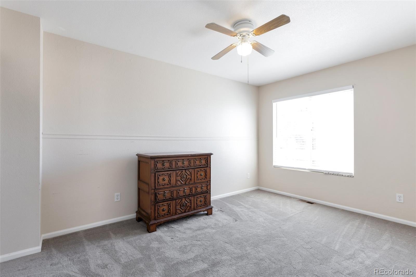 MLS Image #10 for 21376 e 55th place,denver, Colorado