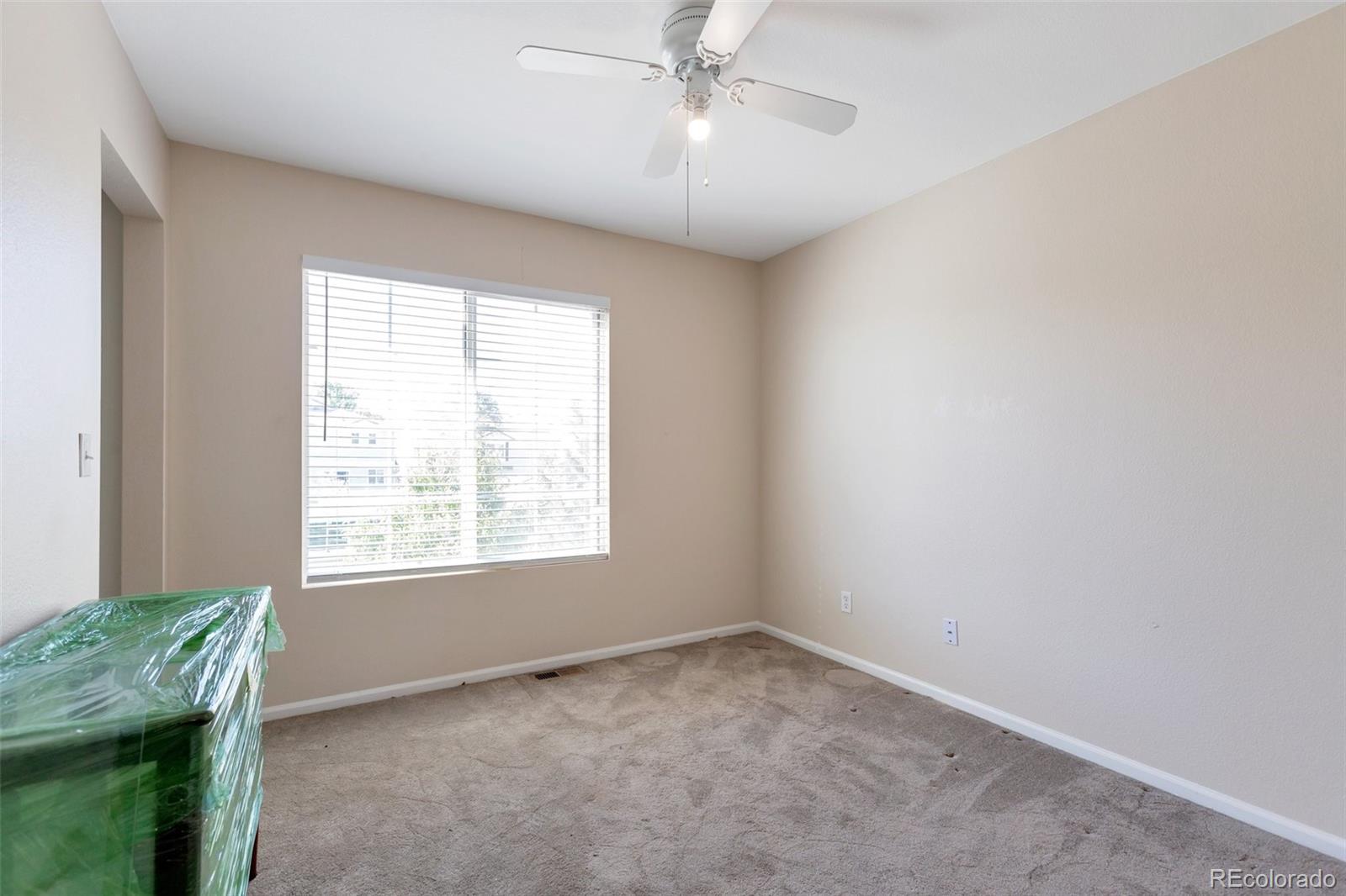 MLS Image #11 for 21376 e 55th place,denver, Colorado