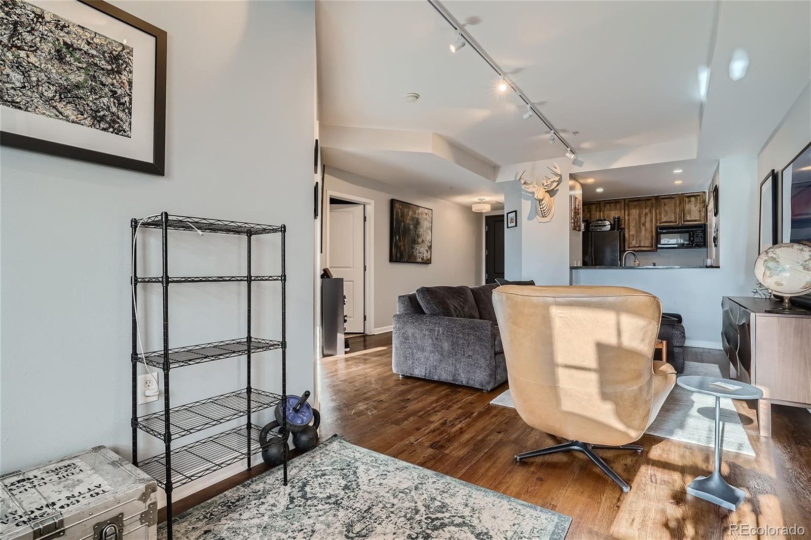 MLS Image #6 for 925 n lincoln street 8e-s,denver, Colorado