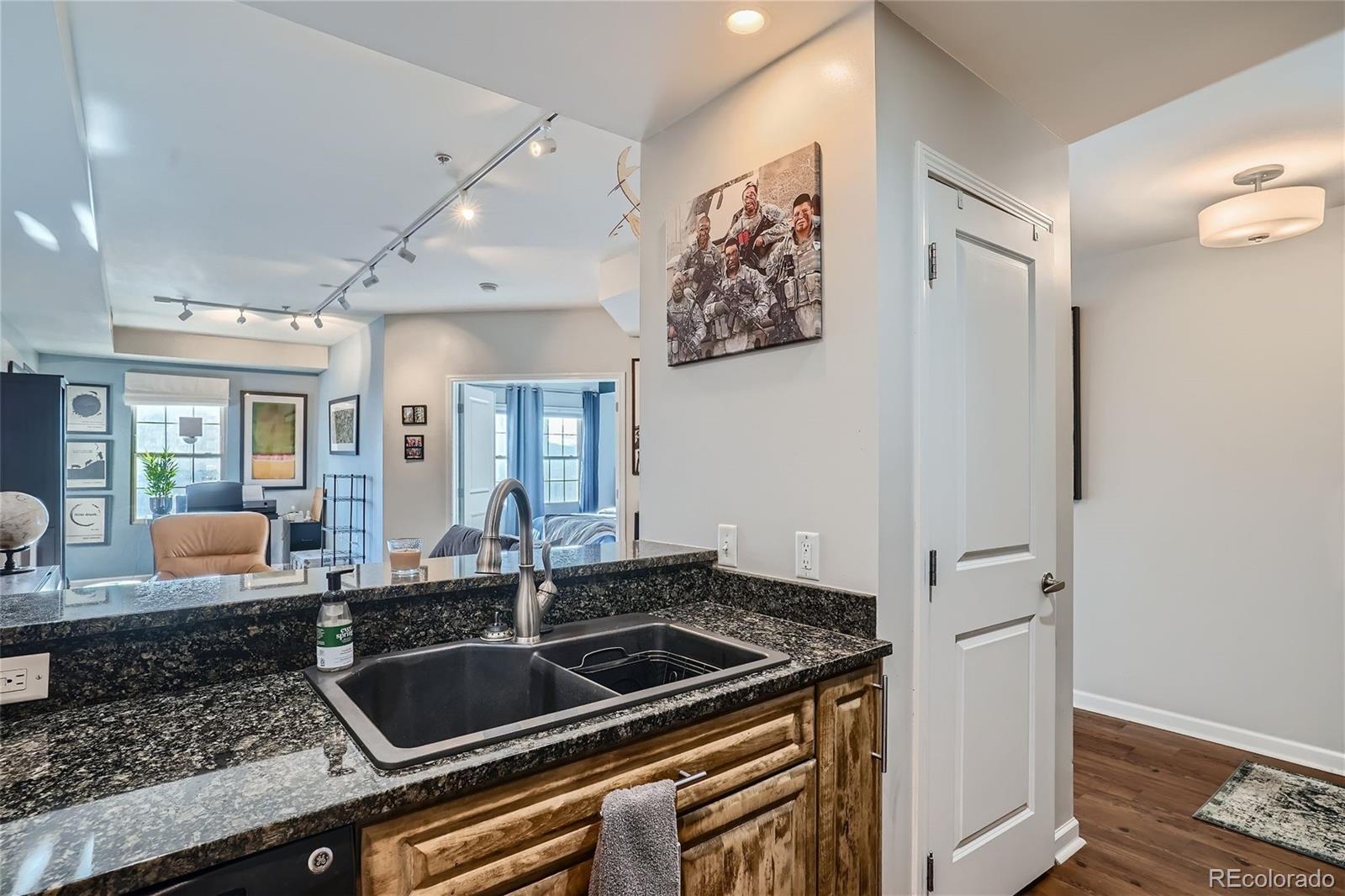MLS Image #9 for 925 n lincoln street 8e-s,denver, Colorado