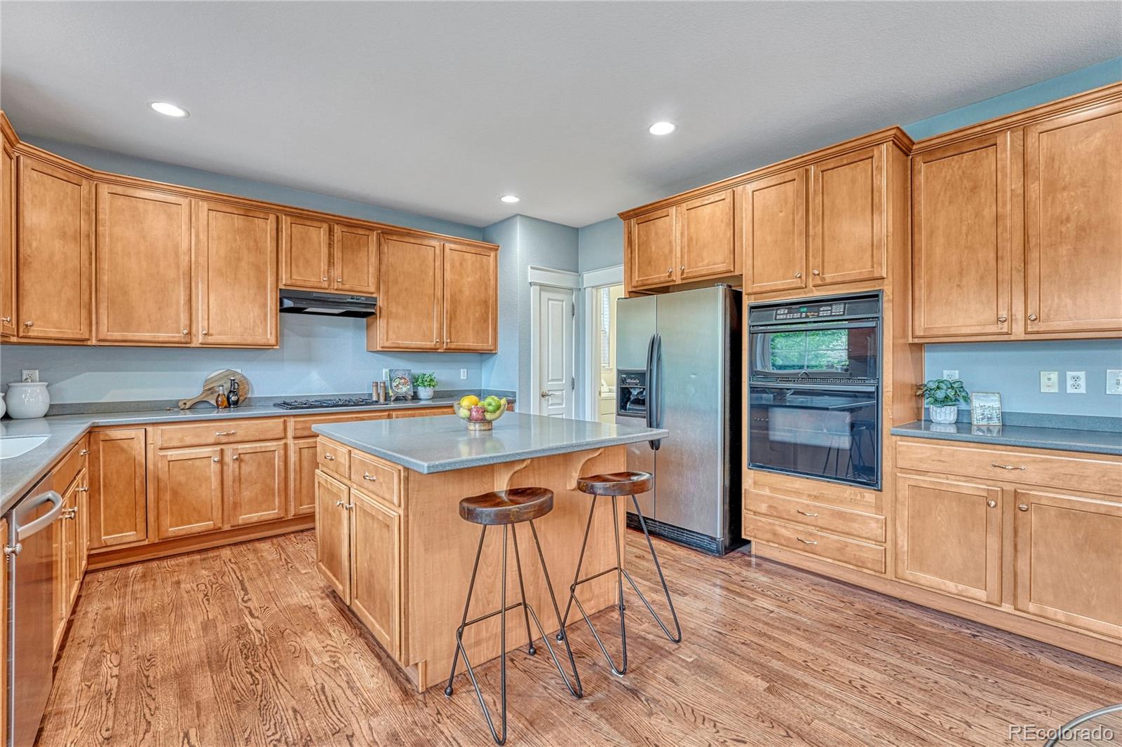 MLS Image #15 for 2376  akron street,denver, Colorado