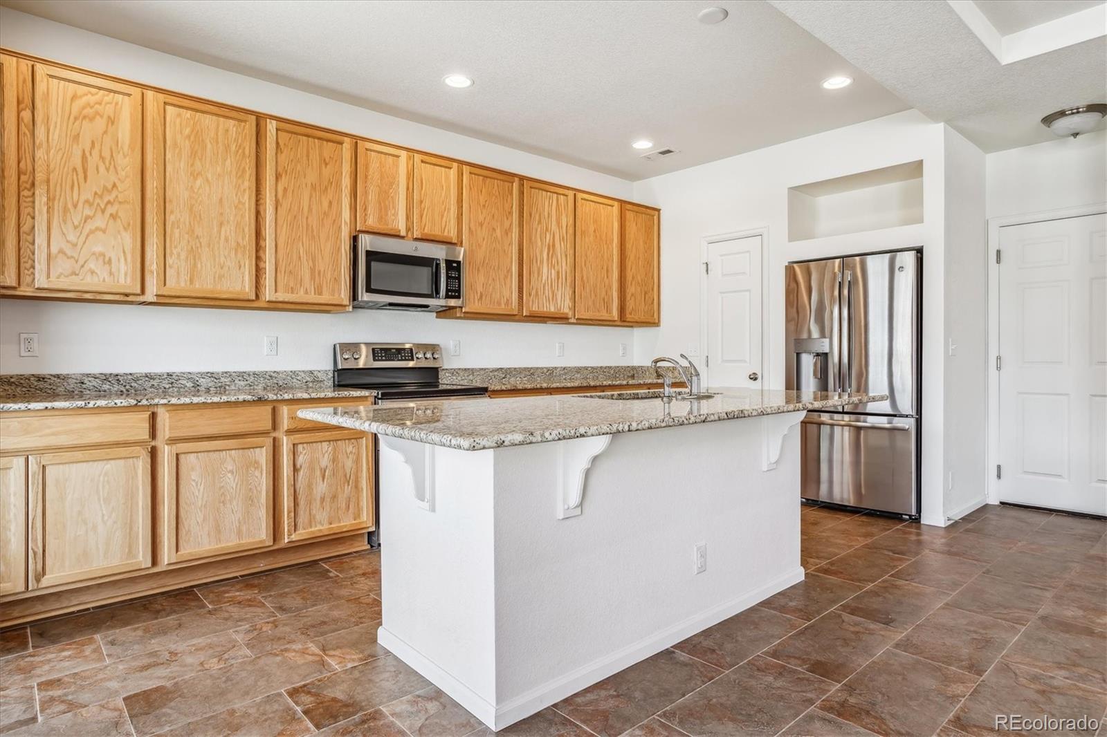 MLS Image #4 for 5310  walden court,denver, Colorado