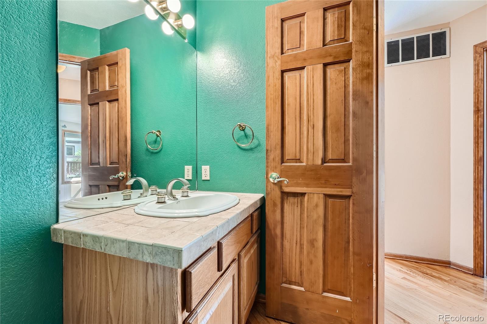 MLS Image #11 for 9847  falcon creek drive,highlands ranch, Colorado