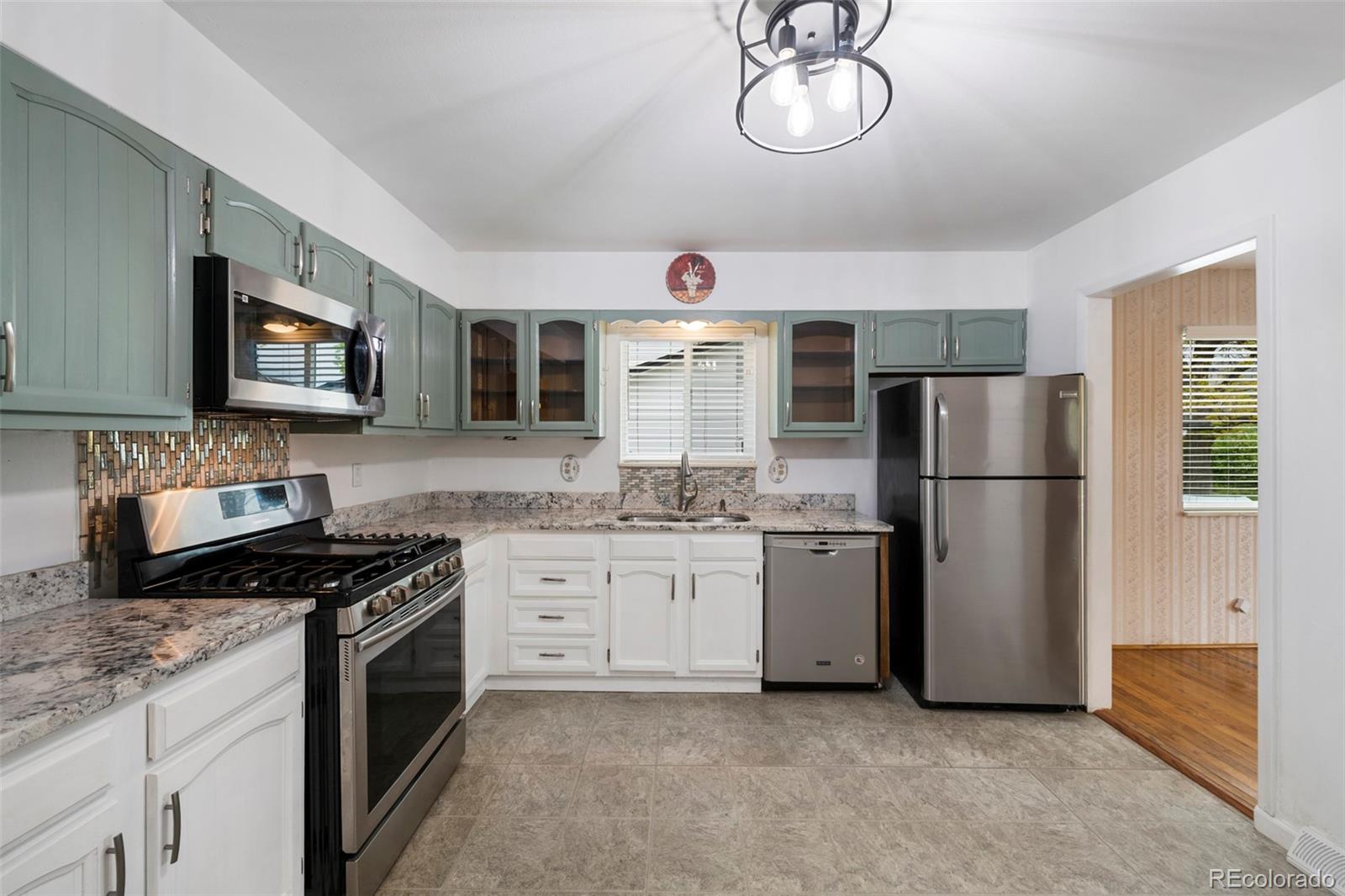 MLS Image #10 for 7437 s washington street,centennial, Colorado