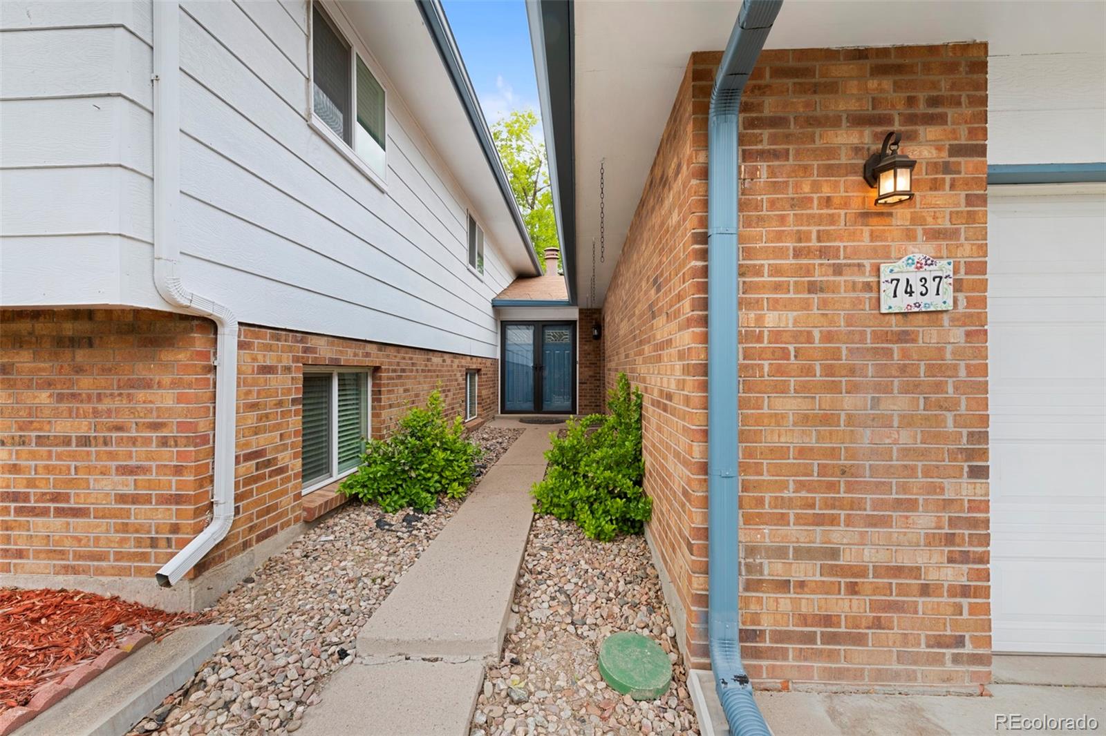 MLS Image #3 for 7437 s washington street,centennial, Colorado