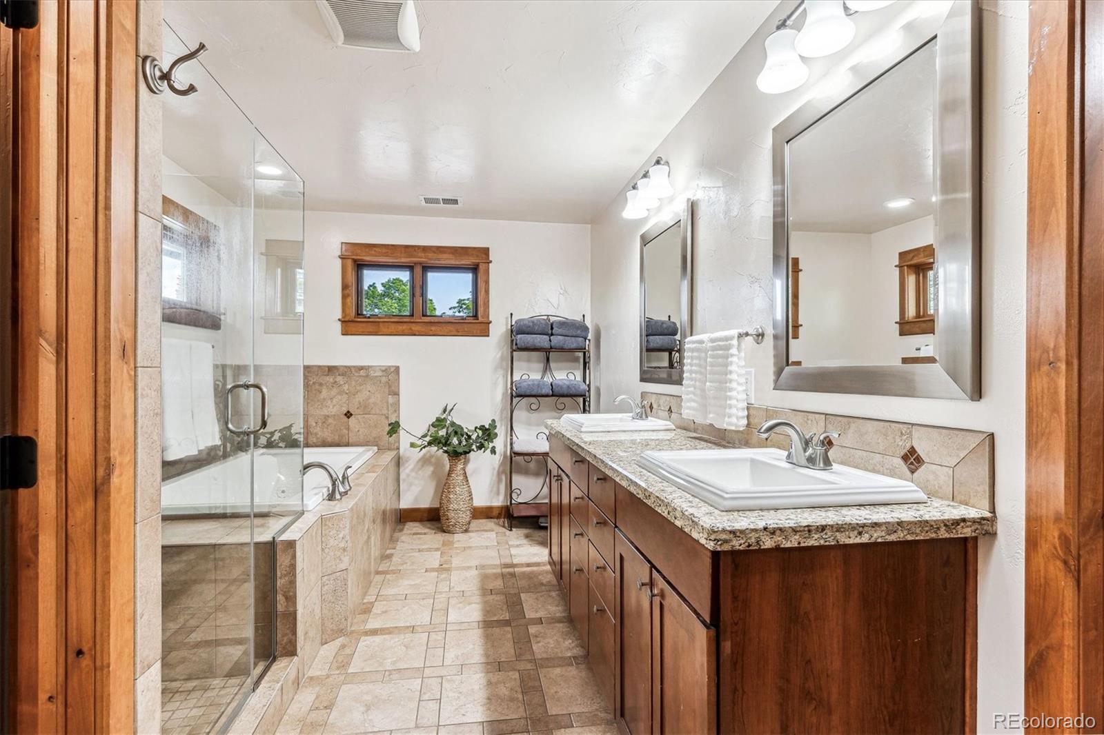 MLS Image #27 for 795  poplar street,denver, Colorado