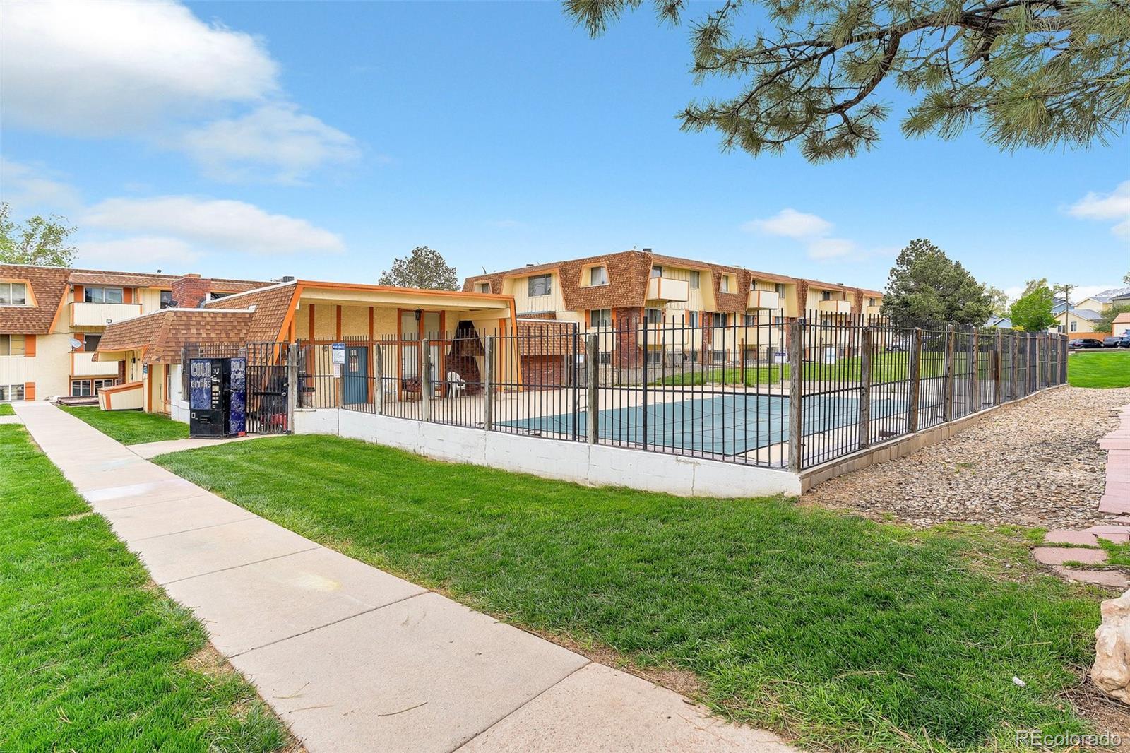 MLS Image #12 for 10211  ura lane,thornton, Colorado