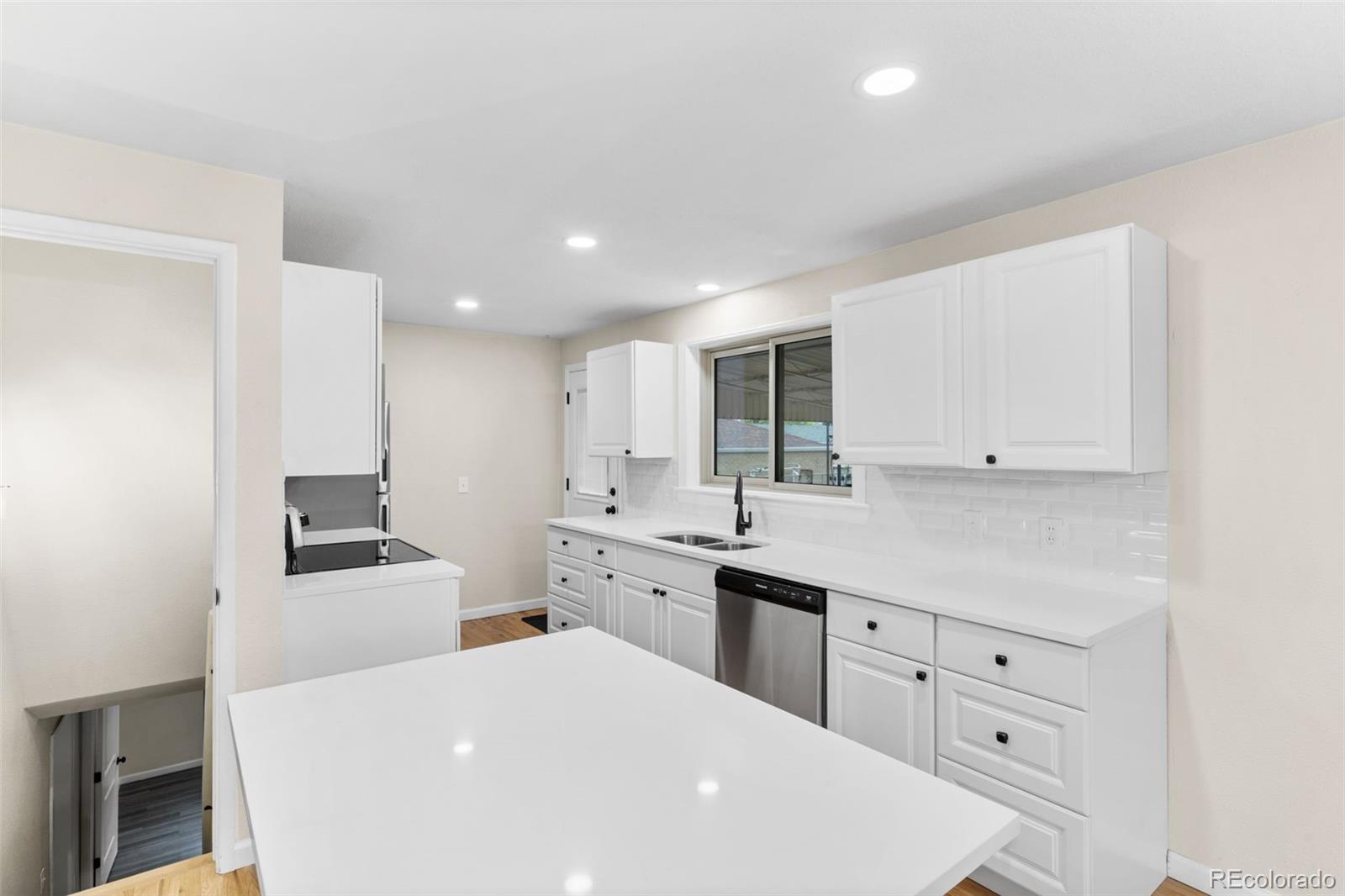 MLS Image #10 for 1675  raleigh street,denver, Colorado