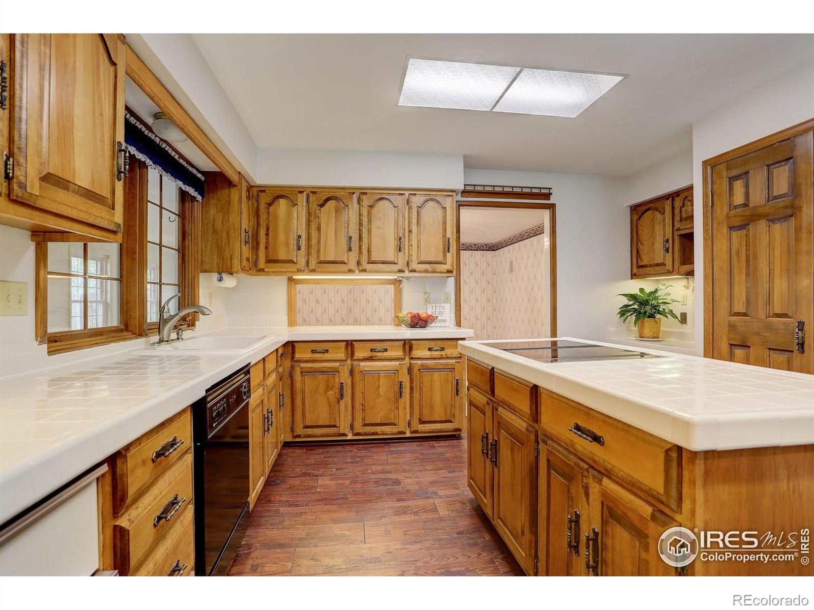 MLS Image #4 for 3736  valley oak drive,loveland, Colorado