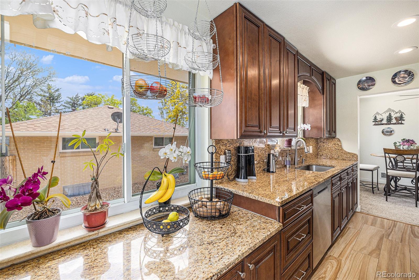 MLS Image #6 for 6356  yukon court,arvada, Colorado