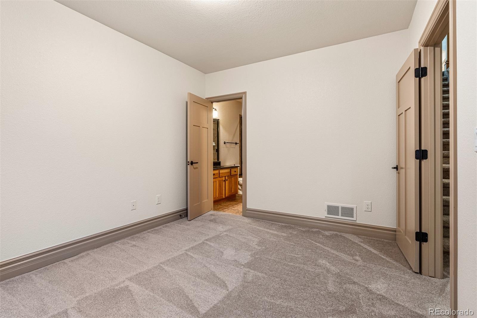 MLS Image #29 for 6675  secretariat drive,niwot, Colorado