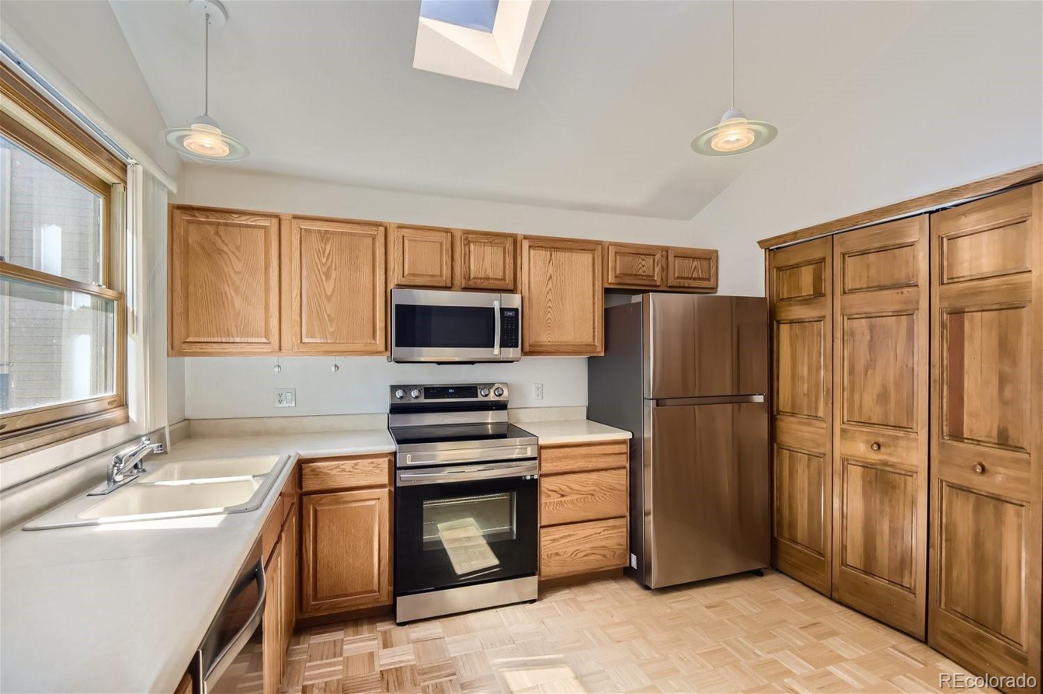 MLS Image #5 for 6450 s filbert lane,centennial, Colorado