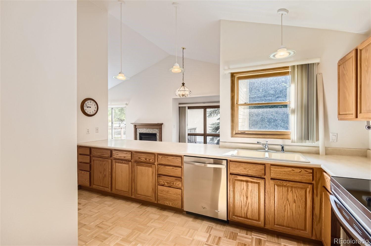 MLS Image #7 for 6450 s filbert lane,centennial, Colorado