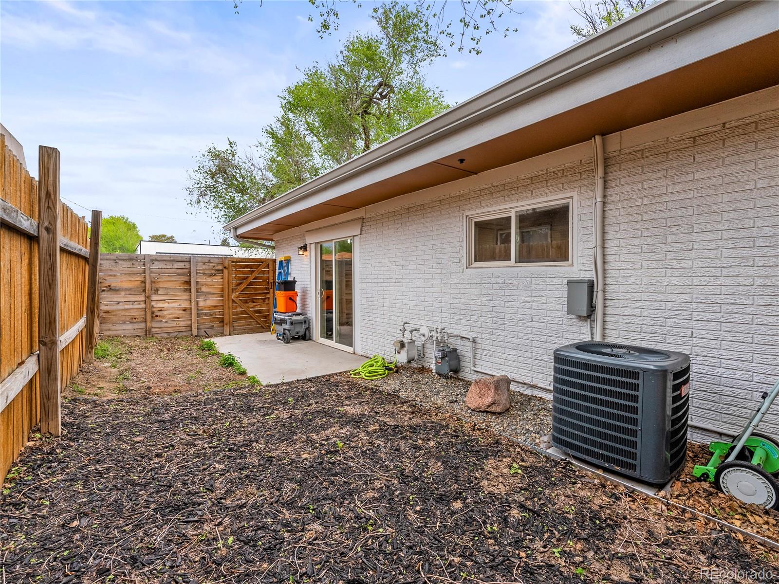 MLS Image #16 for 1034  stuart street,denver, Colorado