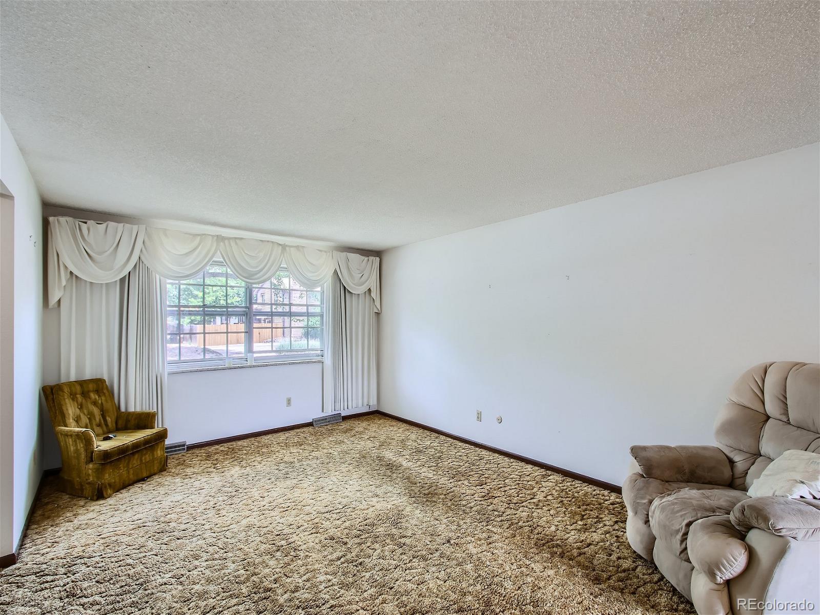 MLS Image #4 for 7058  vivian court,arvada, Colorado