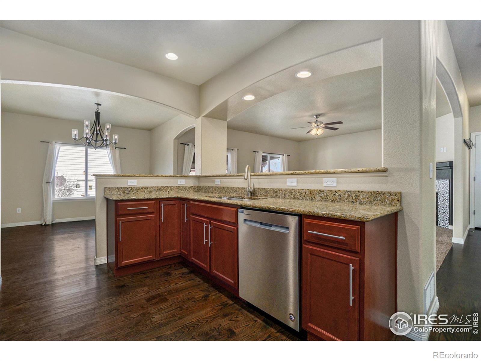 MLS Image #8 for 687  dakota way,windsor, Colorado