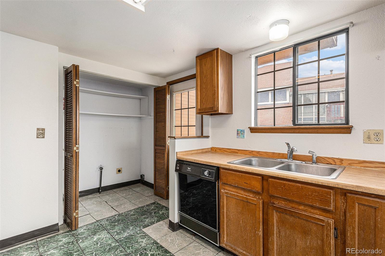 MLS Image #5 for 4325  davenport way,denver, Colorado