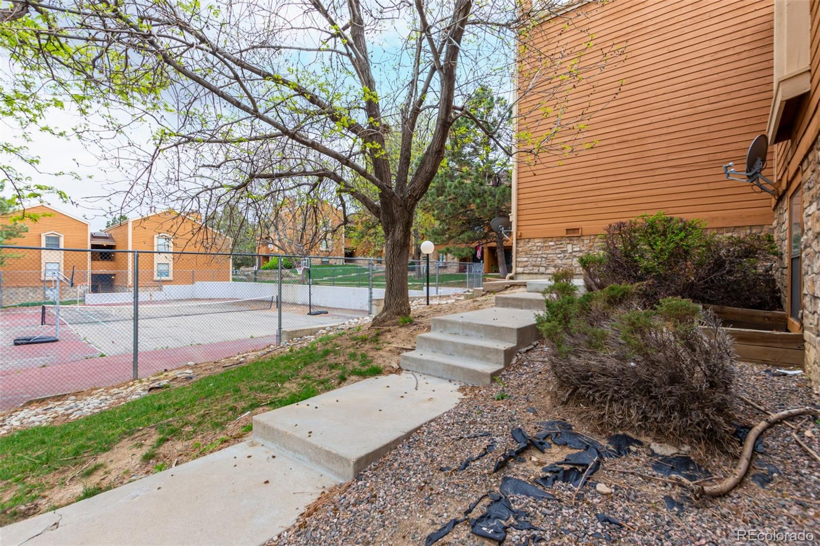 MLS Image #1 for 4273 s salida way,aurora, Colorado