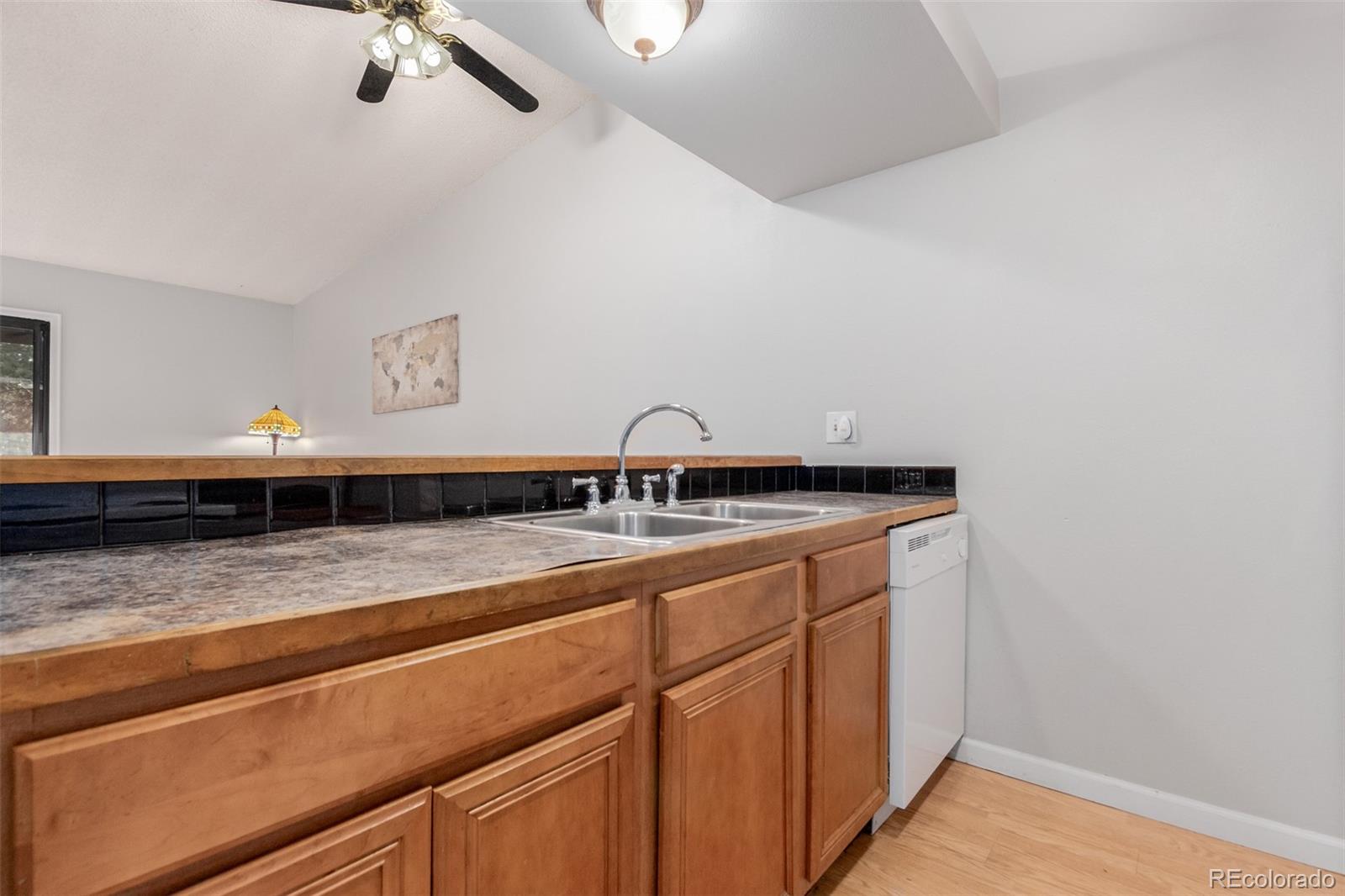 MLS Image #10 for 4273 s salida way,aurora, Colorado