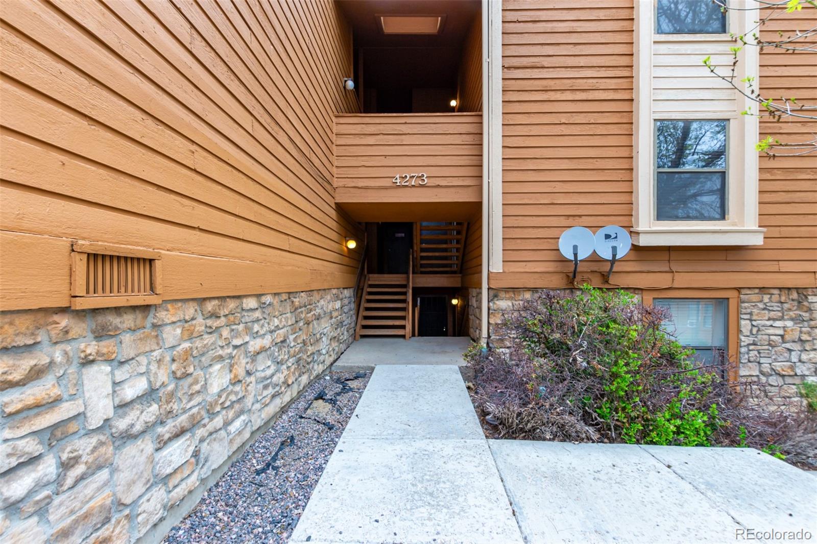 MLS Image #2 for 4273 s salida way,aurora, Colorado