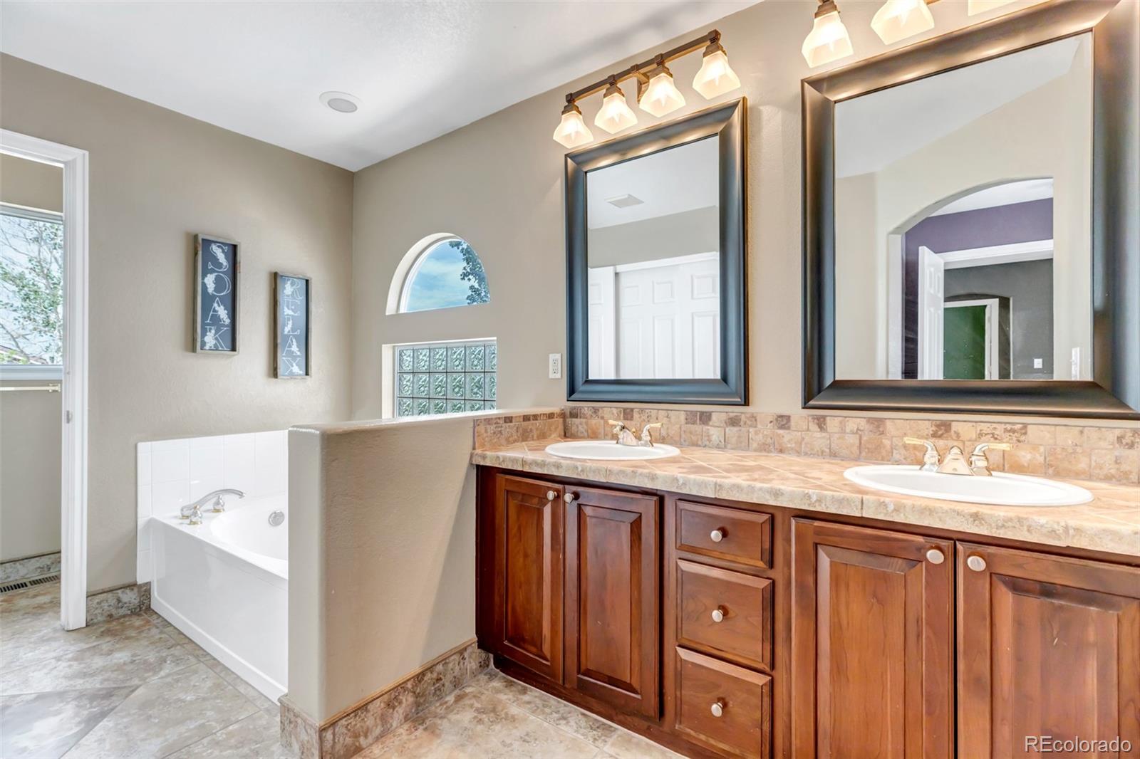 MLS Image #14 for 4979  ashbrook circle,highlands ranch, Colorado