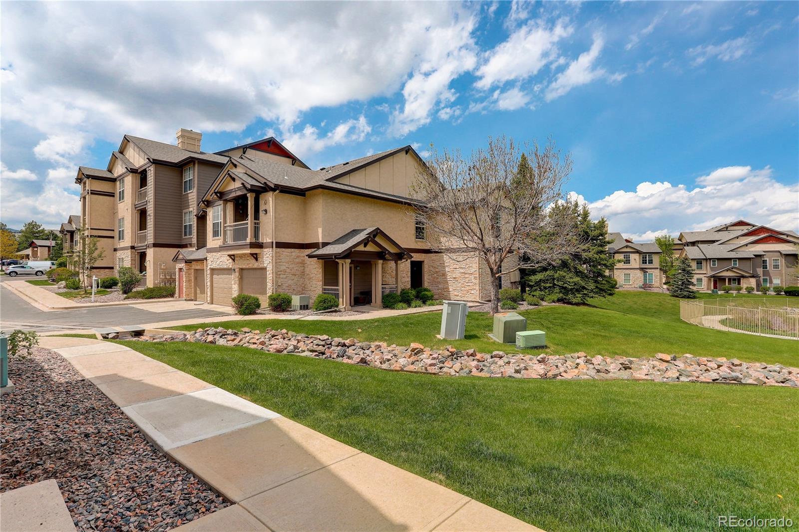 MLS Image #3 for 7438 s quail circle,littleton, Colorado