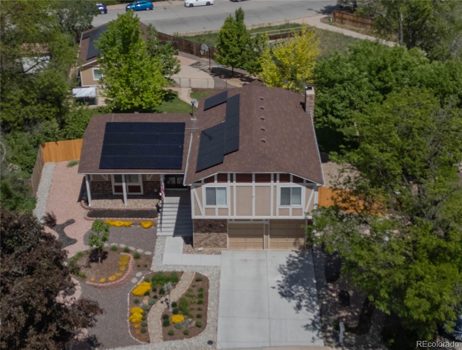 MLS Image #2 for 3559 s waco way,aurora, Colorado