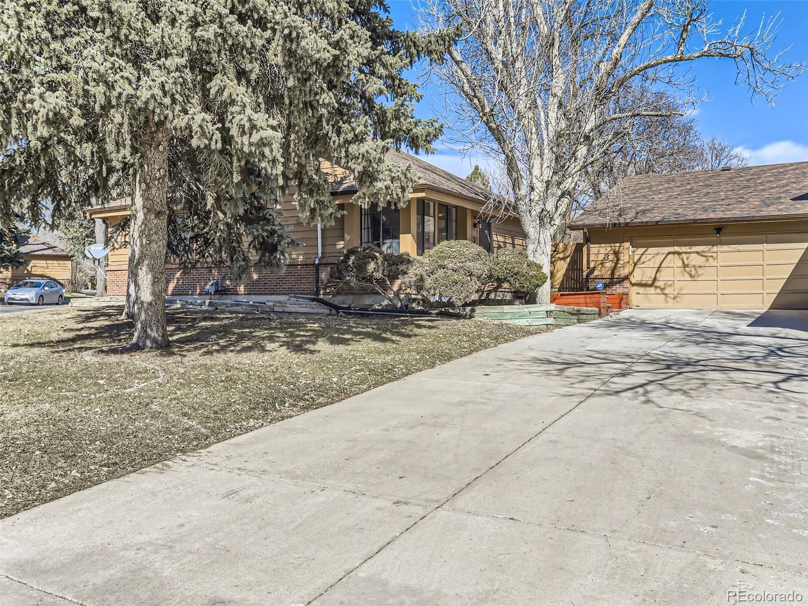 MLS Image #0 for 3 s eagle circle,aurora, Colorado