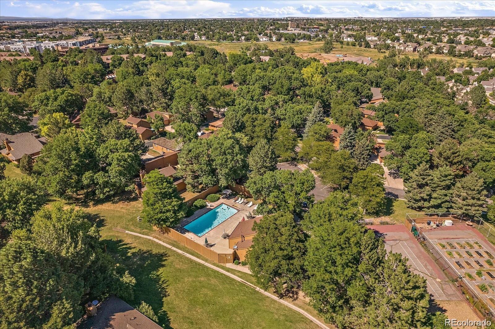 MLS Image #25 for 3 s eagle circle,aurora, Colorado