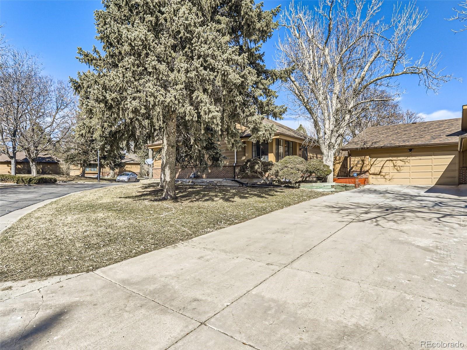 MLS Image #27 for 3 s eagle circle,aurora, Colorado