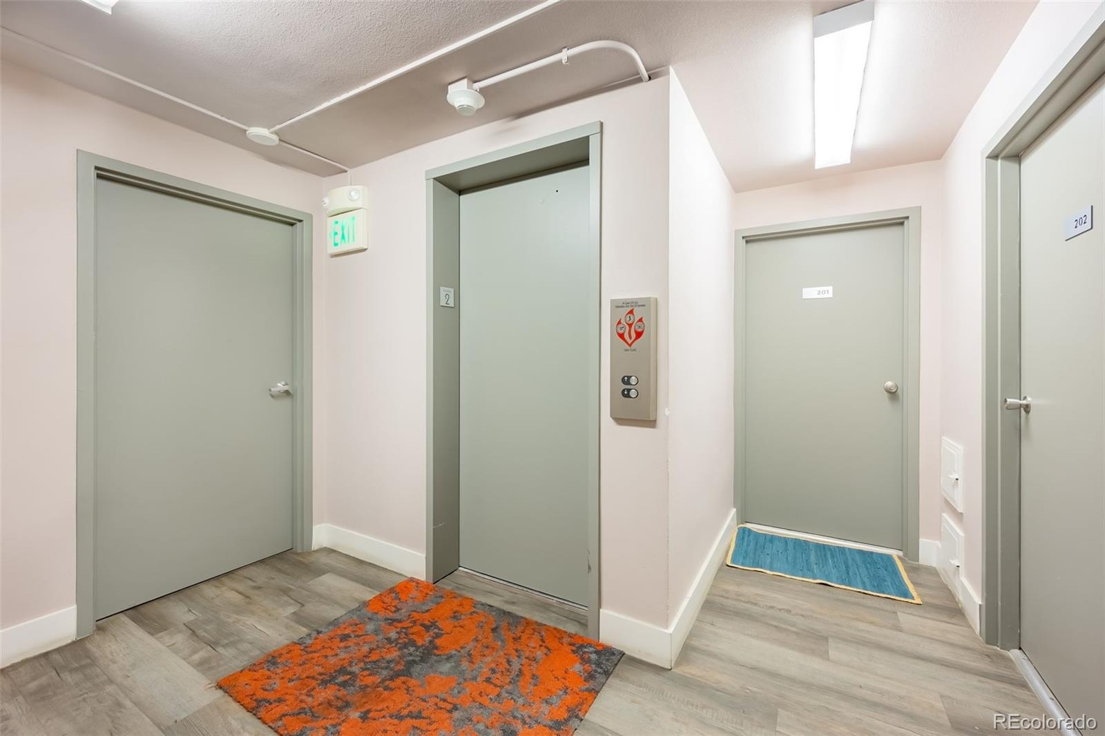 MLS Image #5 for 1035 n colorado boulevard,denver, Colorado