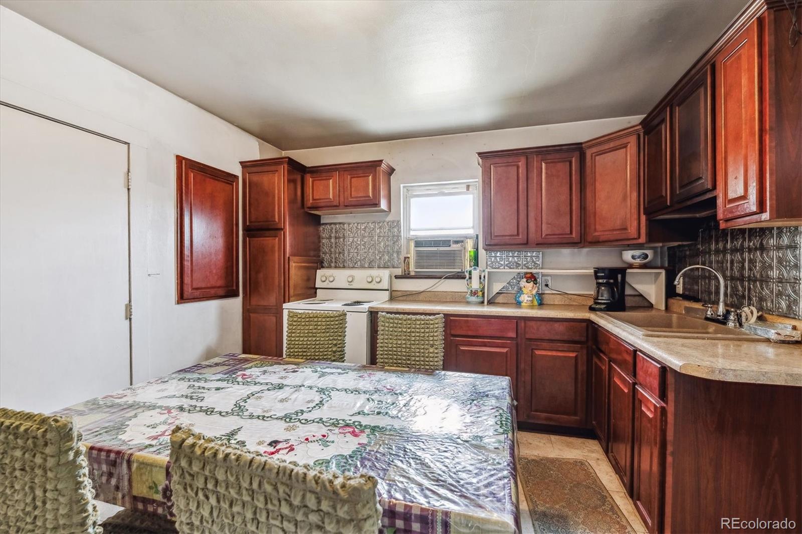 MLS Image #2 for 2425 w college avenue,denver, Colorado