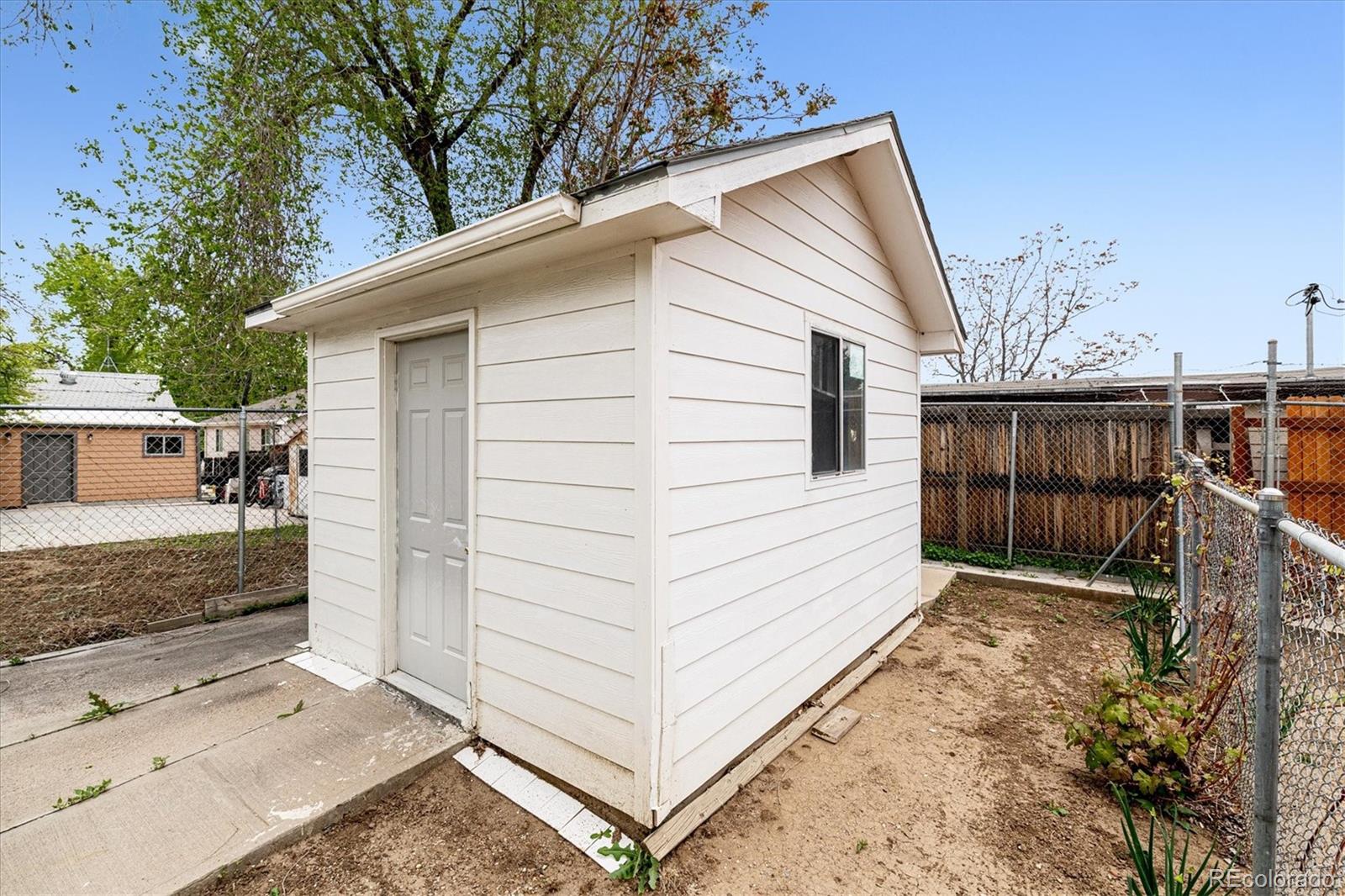 MLS Image #22 for 2425 w college avenue,denver, Colorado