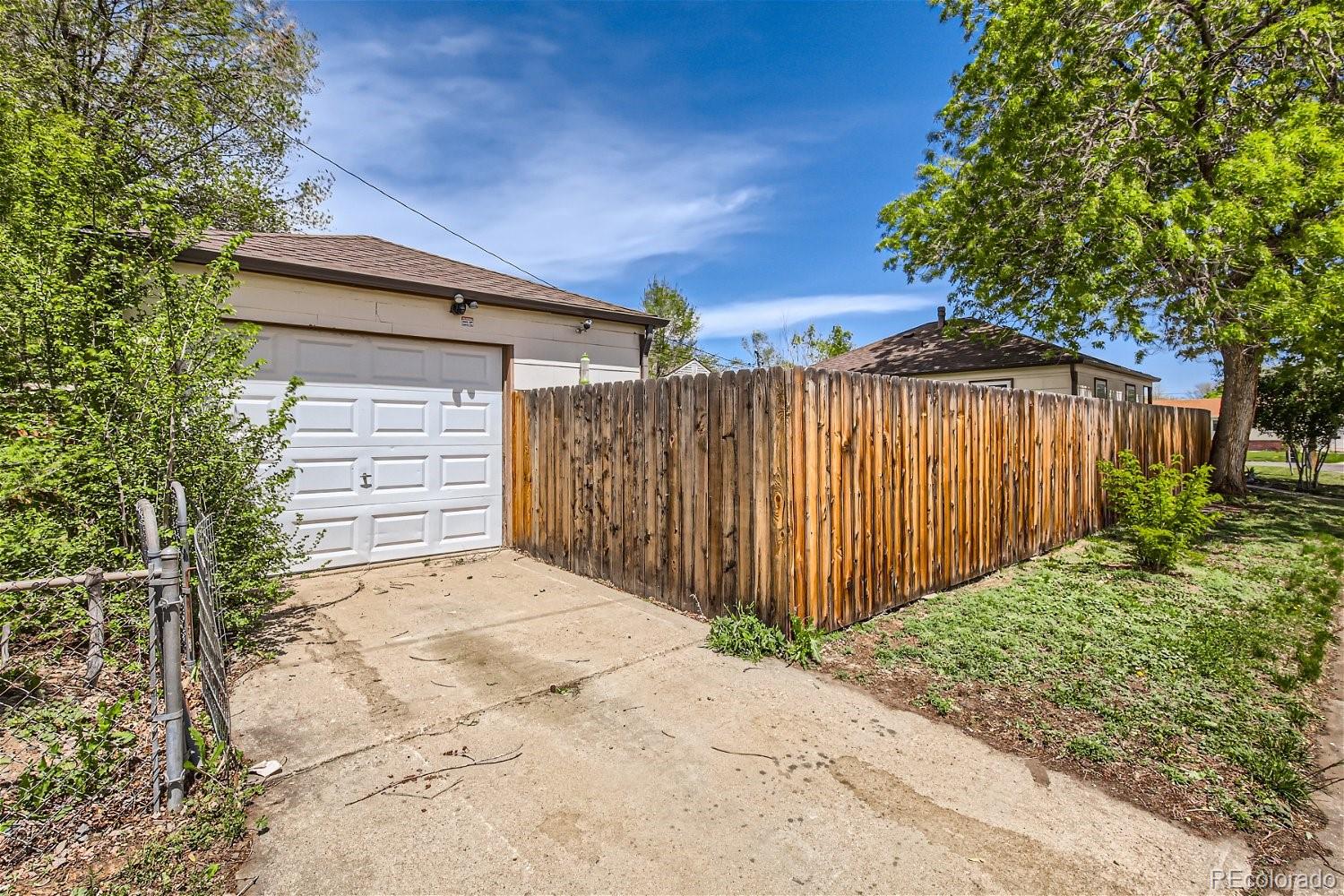 MLS Image #14 for 1649 s wolcott court,denver, Colorado